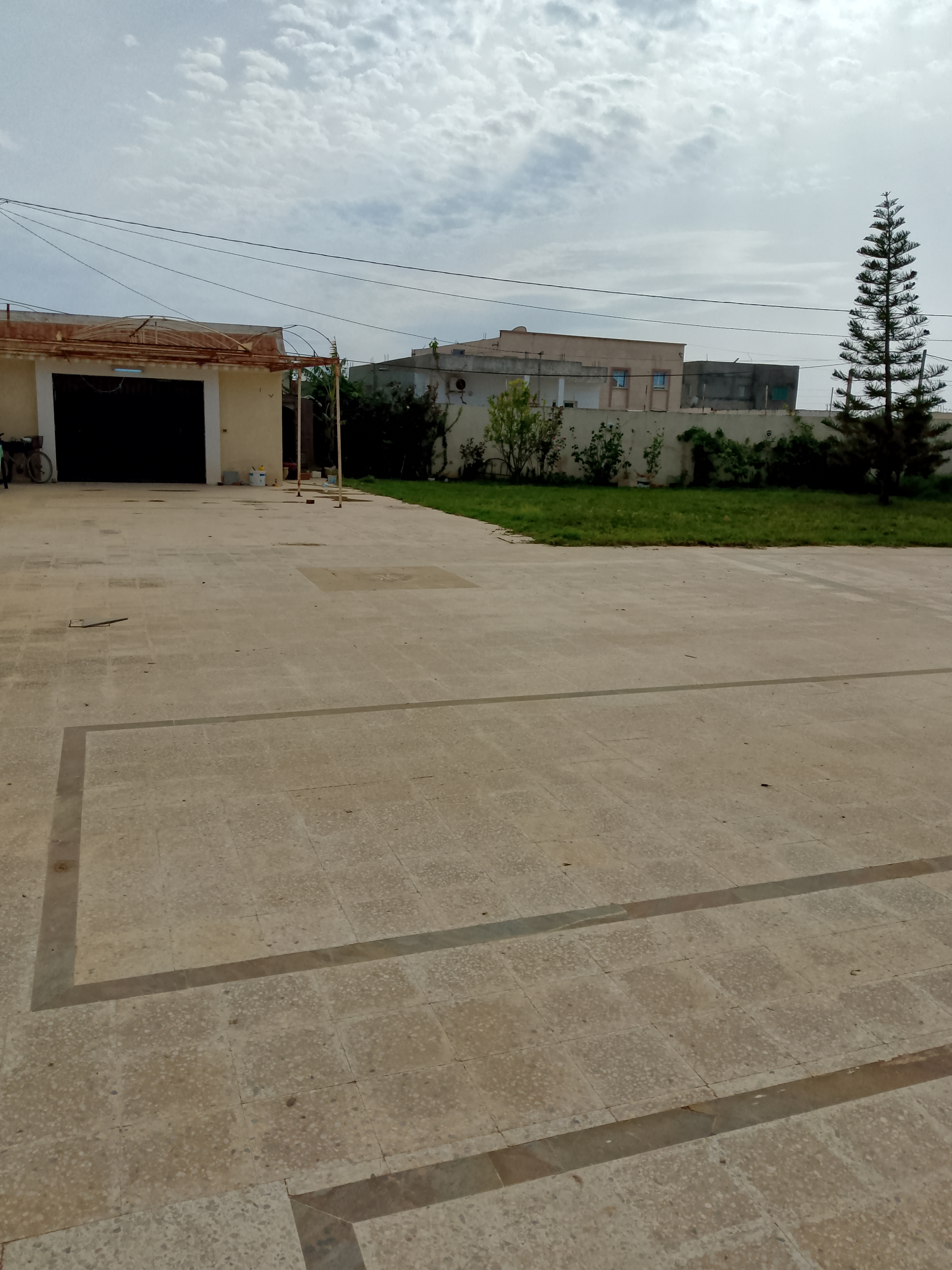 Raoued Raoued Vente Maisons Villa neuve sur 1050 m2 de terrain