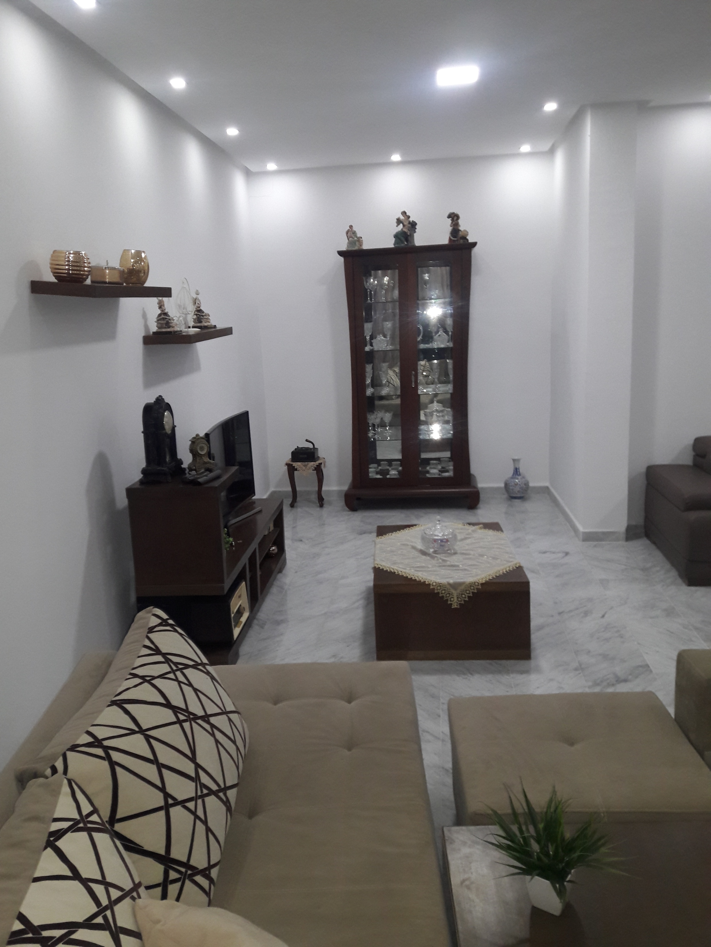 Raoued&nbsp;Cite El Mountazeh&nbsp;Vente&nbsp;Maisons&nbsp;Villa rdc et �tage ind�pendant