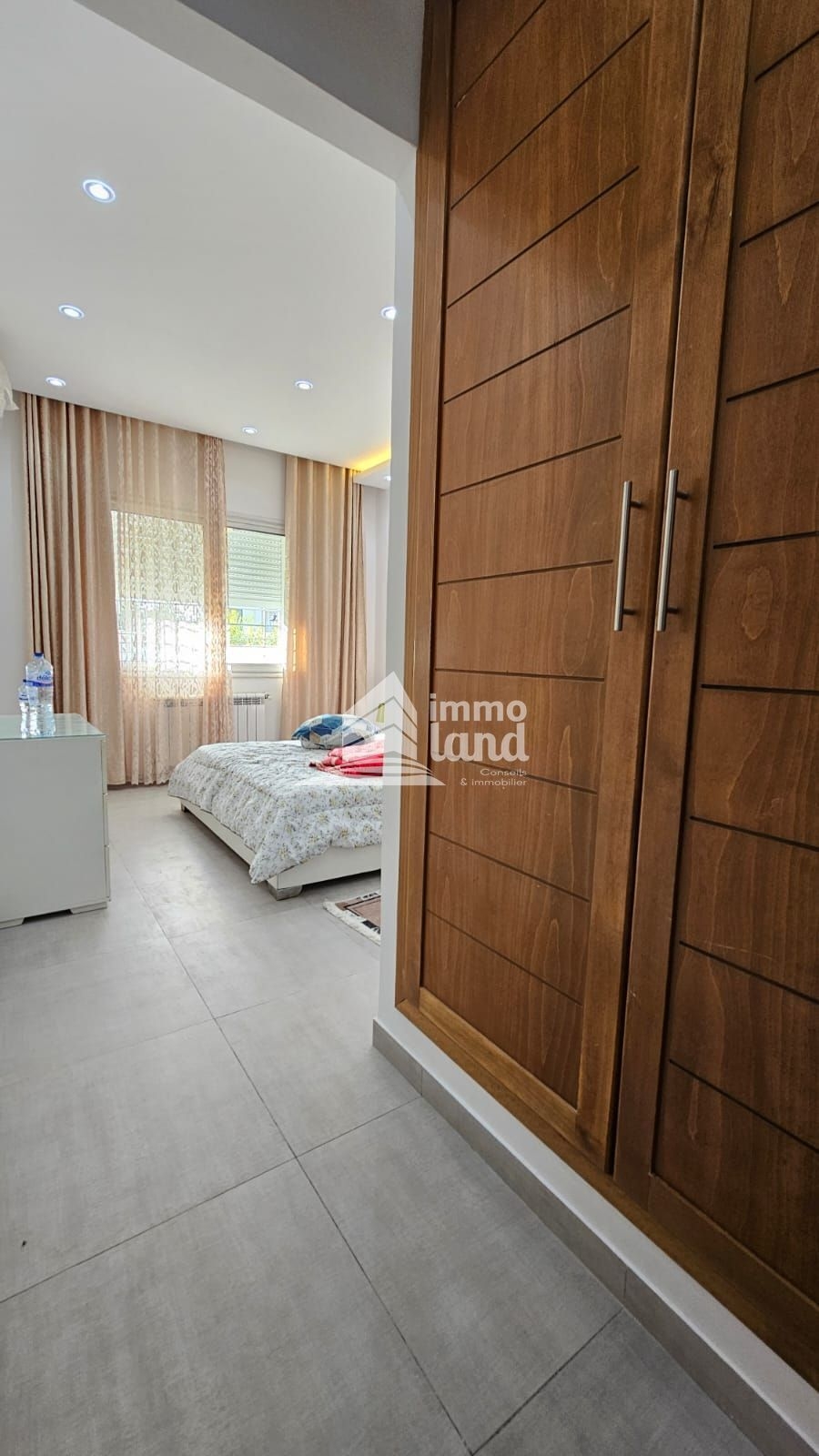 Ain Zaghouan Ain Zaghouan Vente Appart. 4 pices Appartement s3  ain zaghouan nord