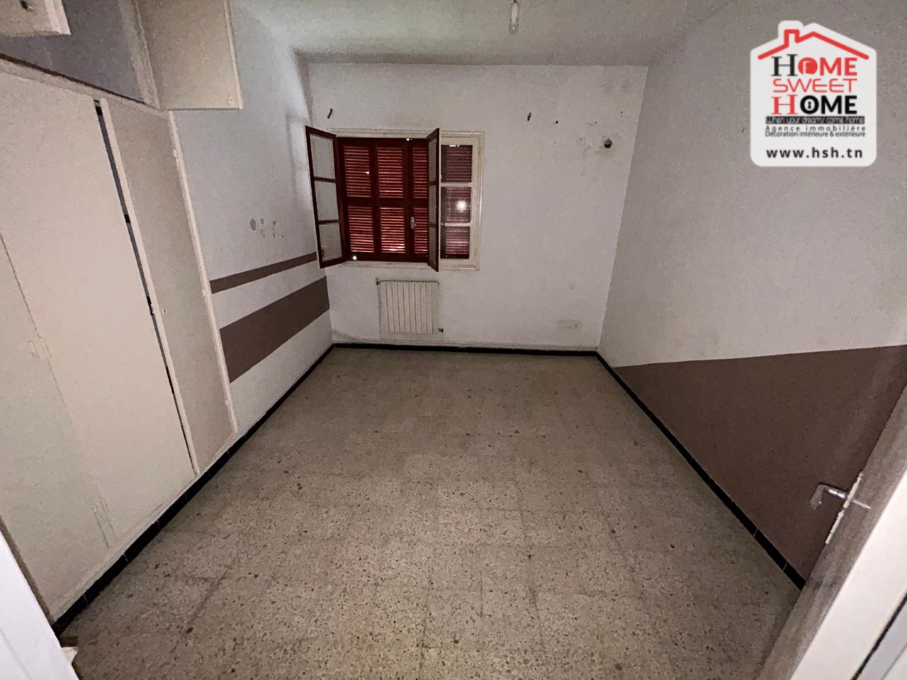 Ariana Ville El Menzah 8 Vente Maisons Immeuble naouar  el manzah 8