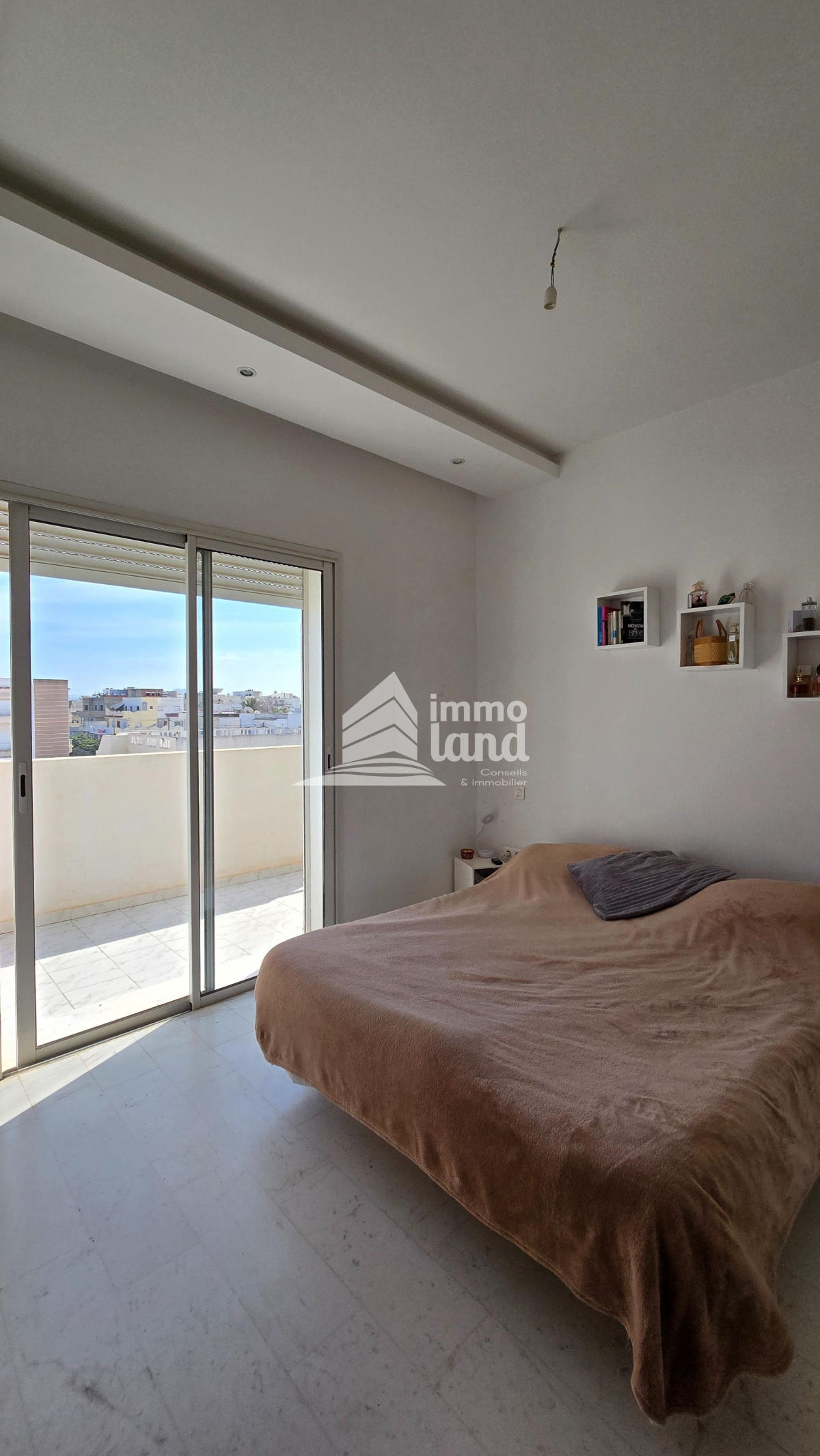 La Marsa Cite Erriadh Vente Appart. 3 pices Appartement s2 avec terasse  la marsa