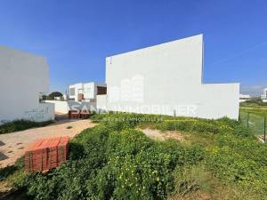 Hammamet Bir Bouregba Vente Surfaces A  un terrain de 300m ref210a