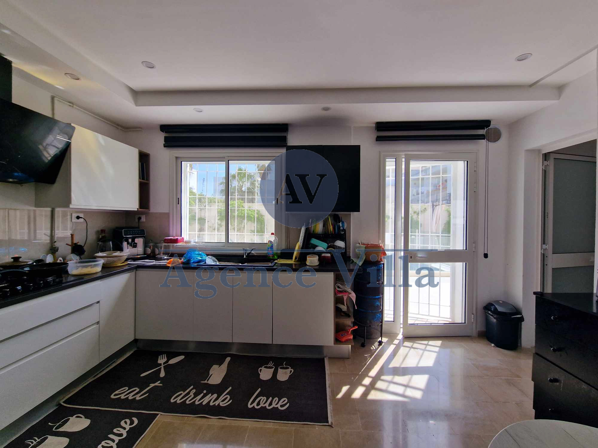 La Marsa Marsa Safsaf Vente Autre Une villa s4 avec piscine  la marsa