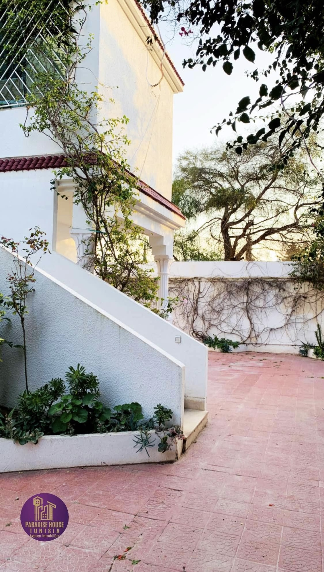 La Soukra Chotrana 3 Vente Maisons Villa et 2 appart chotrana 3