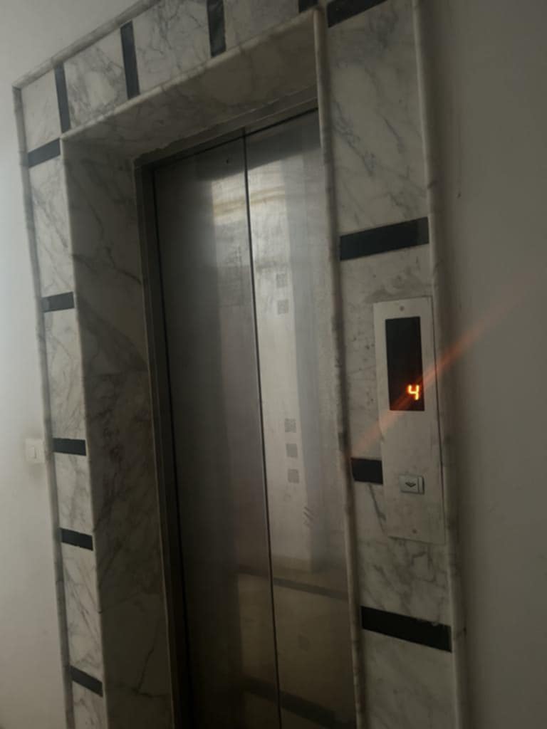 Bou Mhel El Bassatine Cite El Bassatine Ancien Vente Appart. 2 pices Bel appartement