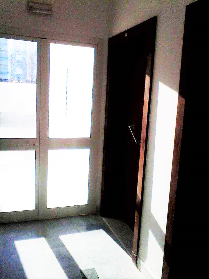 Bou Mhel El Bassatine Bou Mhel Vente Appart. 3 pices Bureau trois pices et kitchenette wc plus douche
