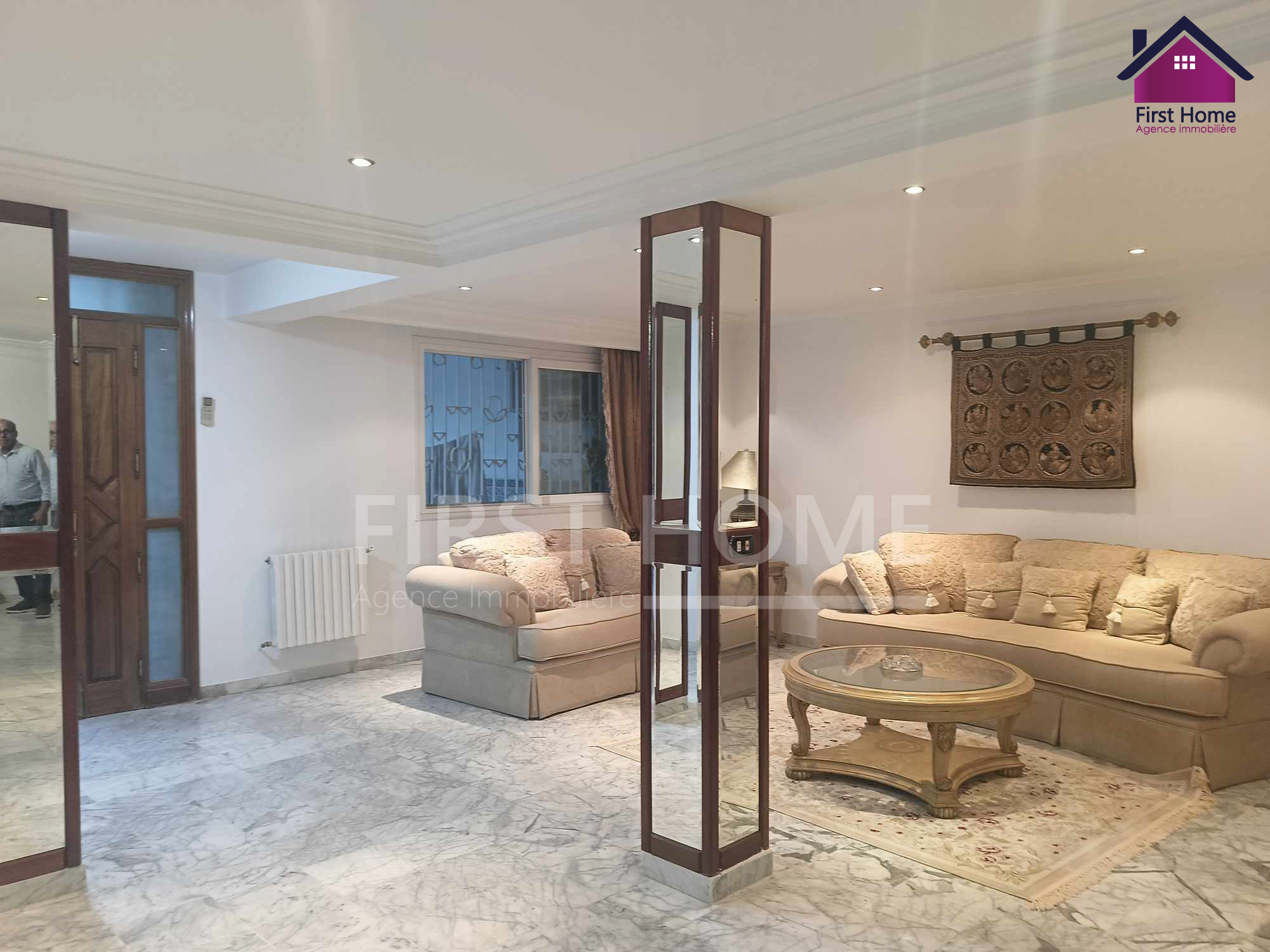 Ariana Ville El Menzah 8 Vente Duplex Une villa  menzah 9