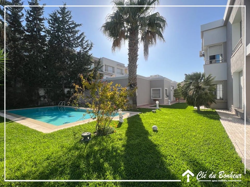 La Soukra Chotrana 2 Vente Maisons Villa de 1000 m  chotrana 2