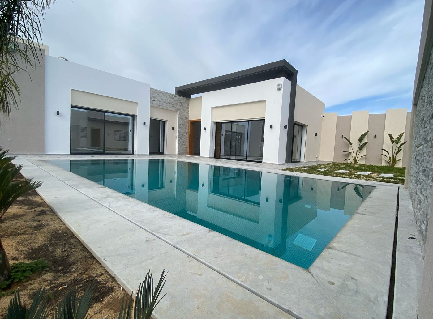 Hammamet Sidi Hmed Vente Autre Superbe villa s3 avec piscine