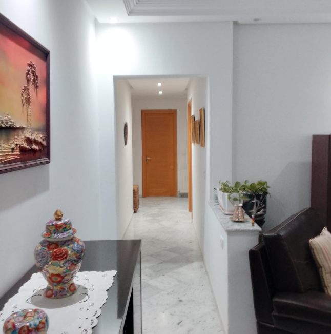 El Menzah El Menzah 4 Vente Appart. 2 pices Belle occasion pour appartement trs bien situ