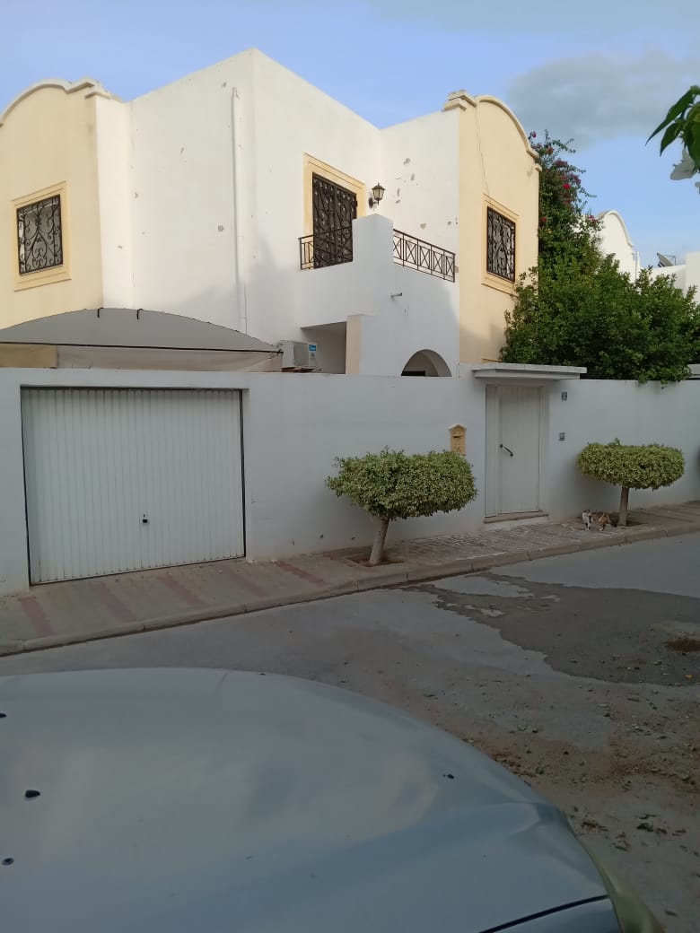 Bou Mhel El Bassatine Bou Mhel Vente Duplex Villa coquette  deux niveaux