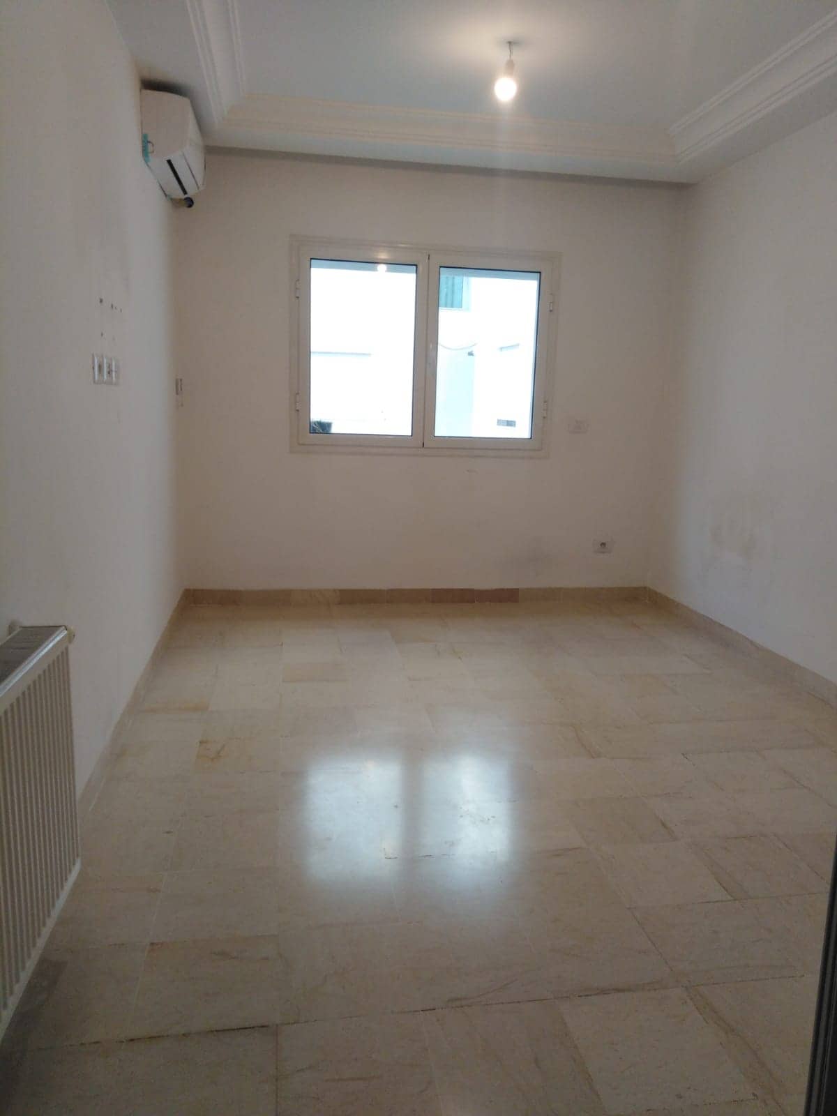 La Marsa El Aouina Vente Appart. 3 pices Un s plus deux bien orient  l'aouina
