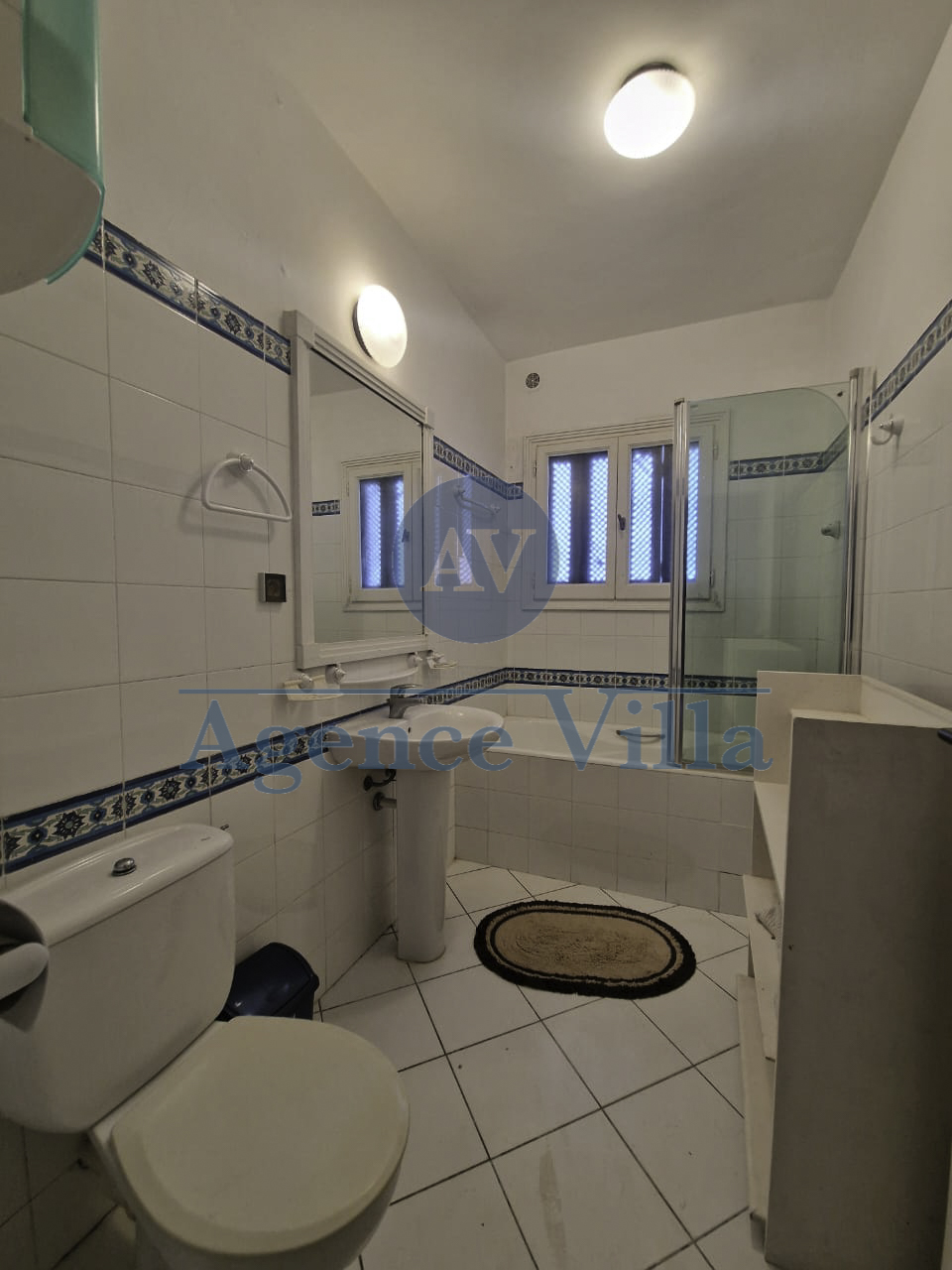 La Marsa Gammart Vente Appart. 4 pices Un appartement s3  gammarth