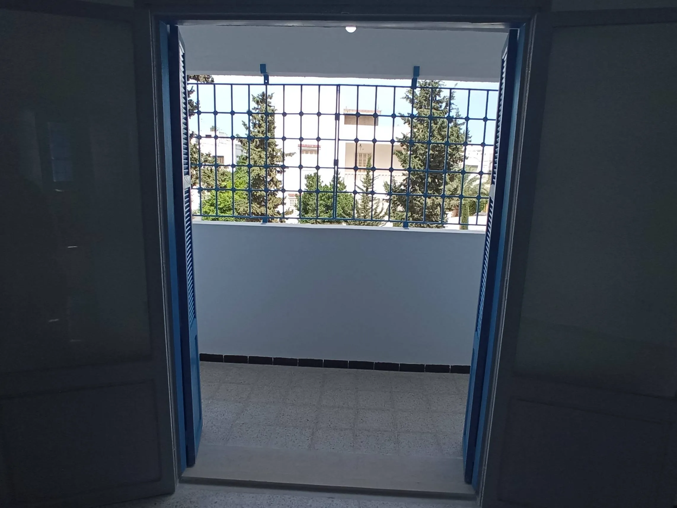 Le Bardo Ksar Said Vente Appart. 3 pices Appartement salon avec deux pices rnov  neuf