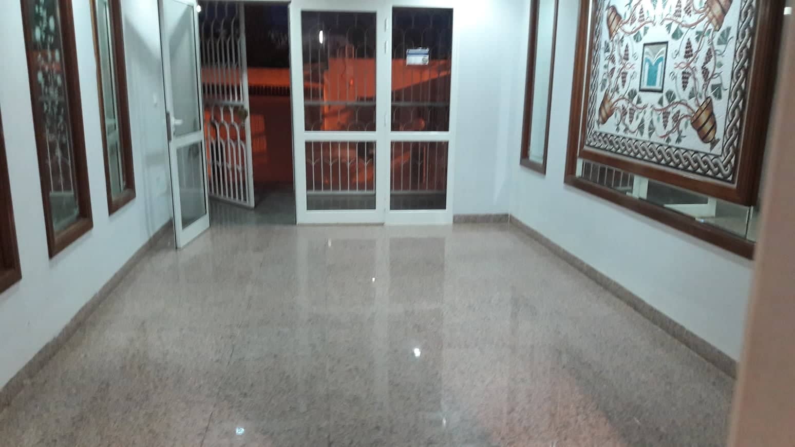 Akouda Tantana Vente Appart. 3 pices Bel appartement