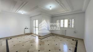 El Menzah El Manar 2 Vente Appart. 4 pices Appartement s4 de 170m2 a manar 3