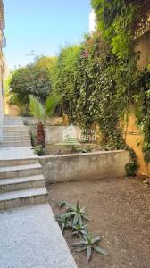 El Menzah El Menzah 9 Vente Maisons Villa de 540 m sur terrain de 498 m