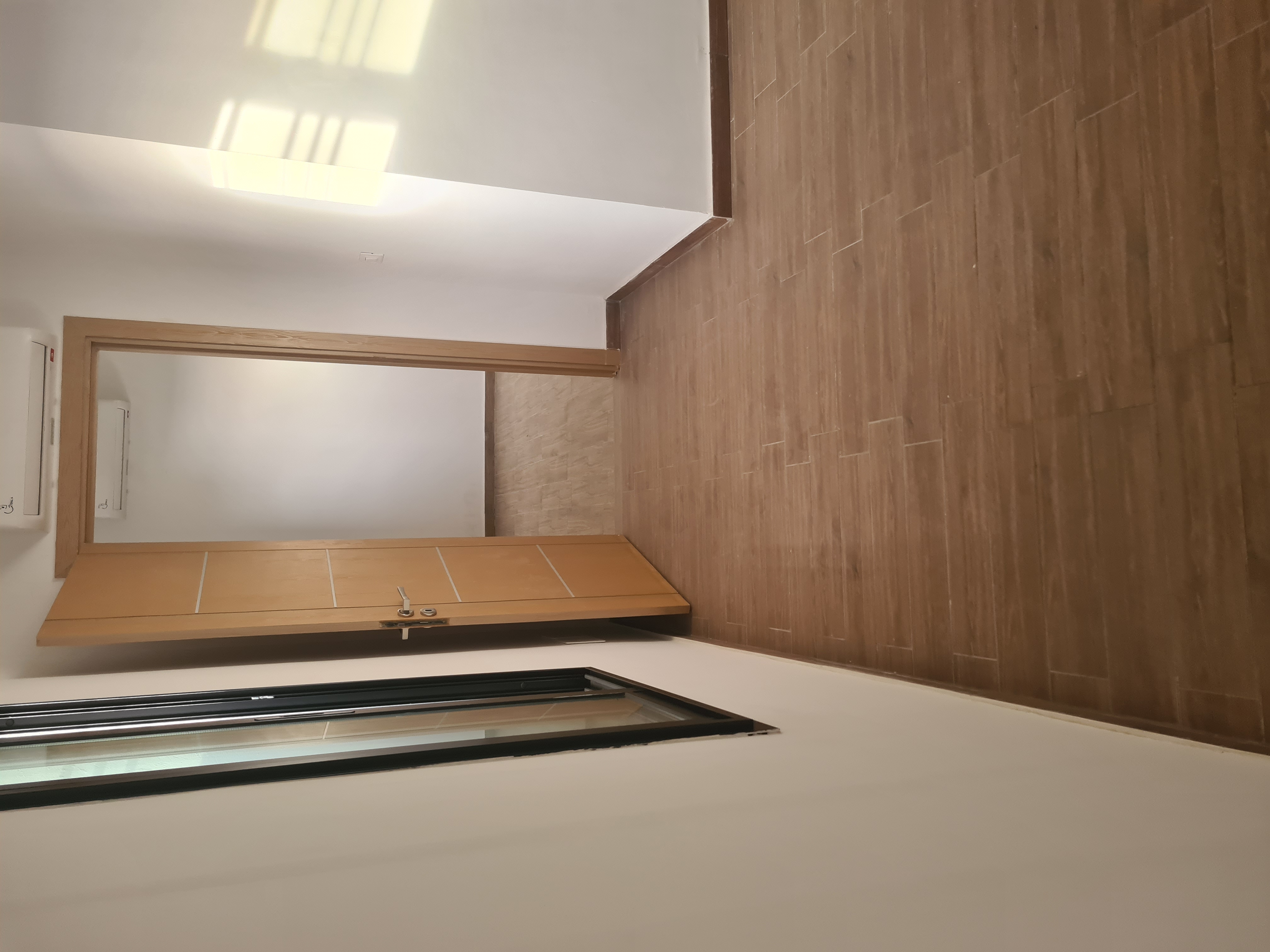 Ezzahra Ezzahra Vente Surfaces Bureau neuf