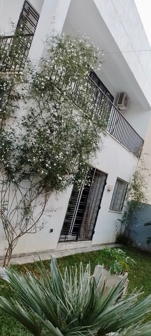 El Menzah El Manar 1 Vente Maisons Villa jumele  manar