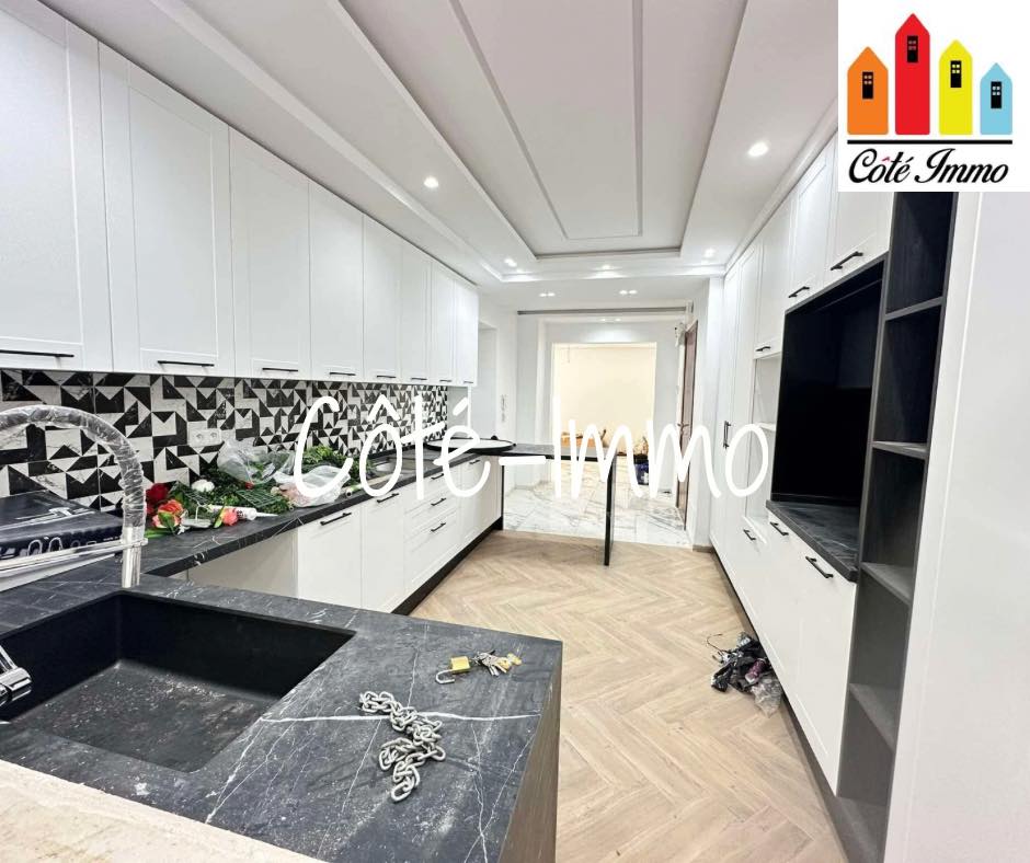 Ezzahra Ezzahra Vente Appart. 3 pices Appartement s3 hst  ezzahra rdc