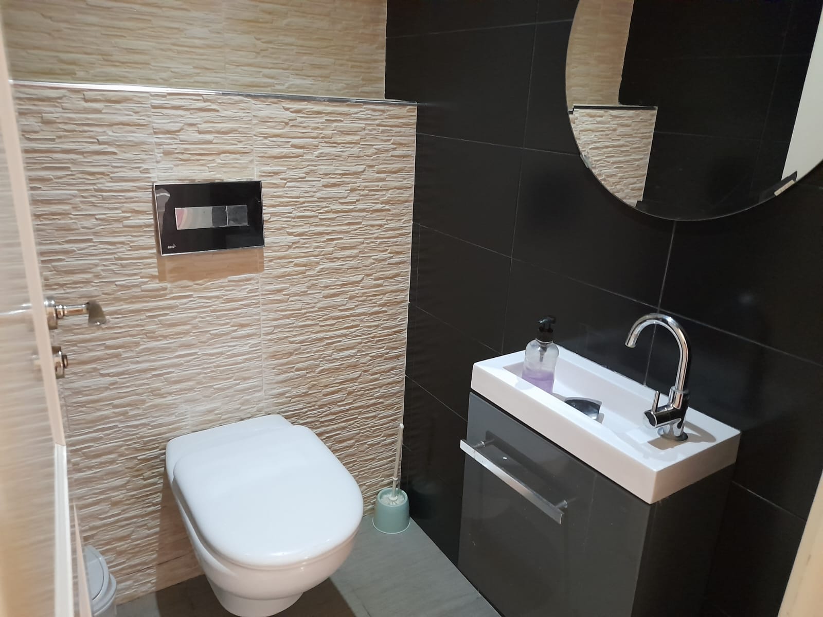 Mornag Mornag Vente Appart. 4 pices Appartement haut standing s plus 3 avec 2 balcons