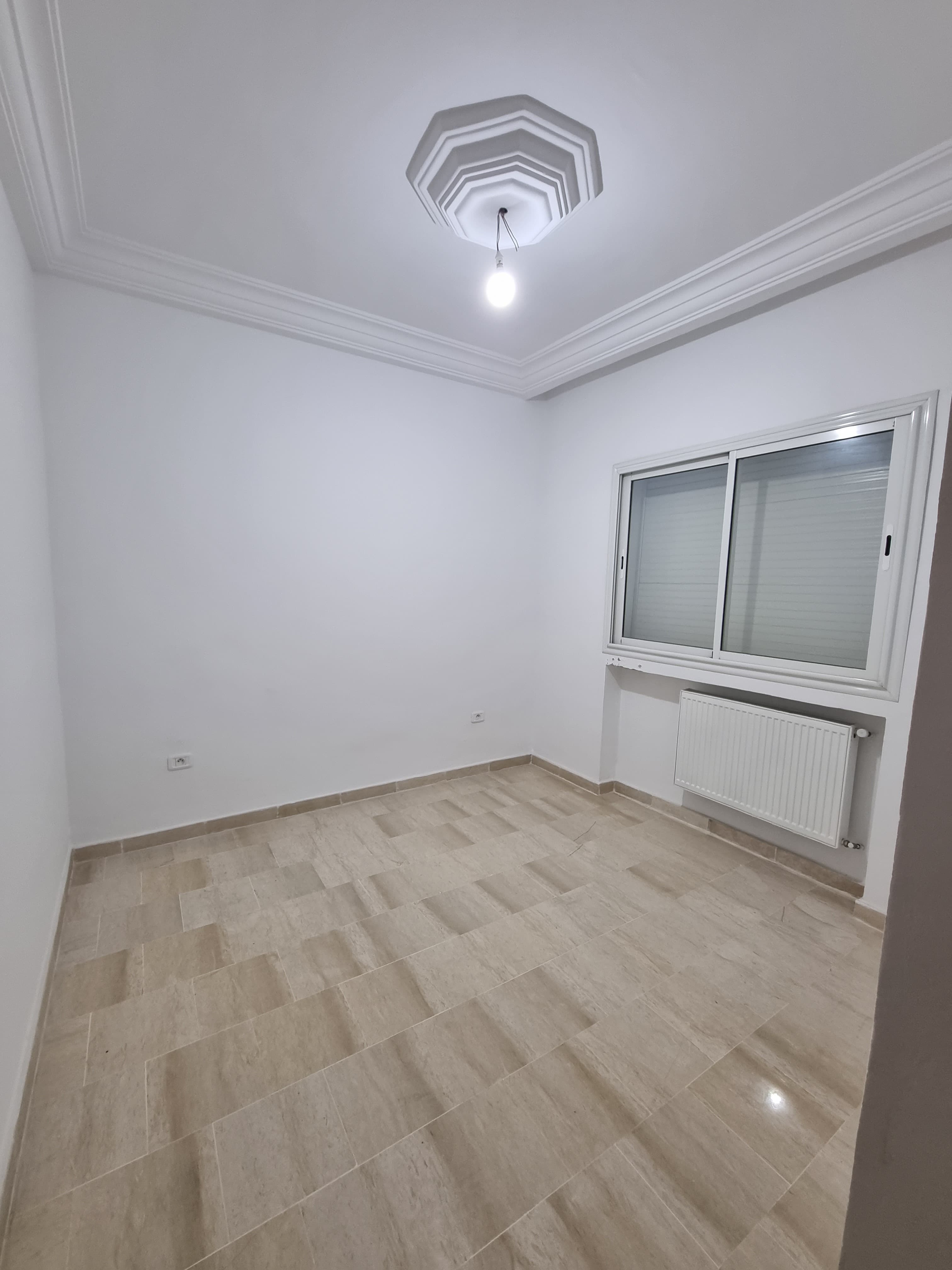 El Menzah El Manar 1 Vente Appart. 4 pices Un appartement en s3  manar 1