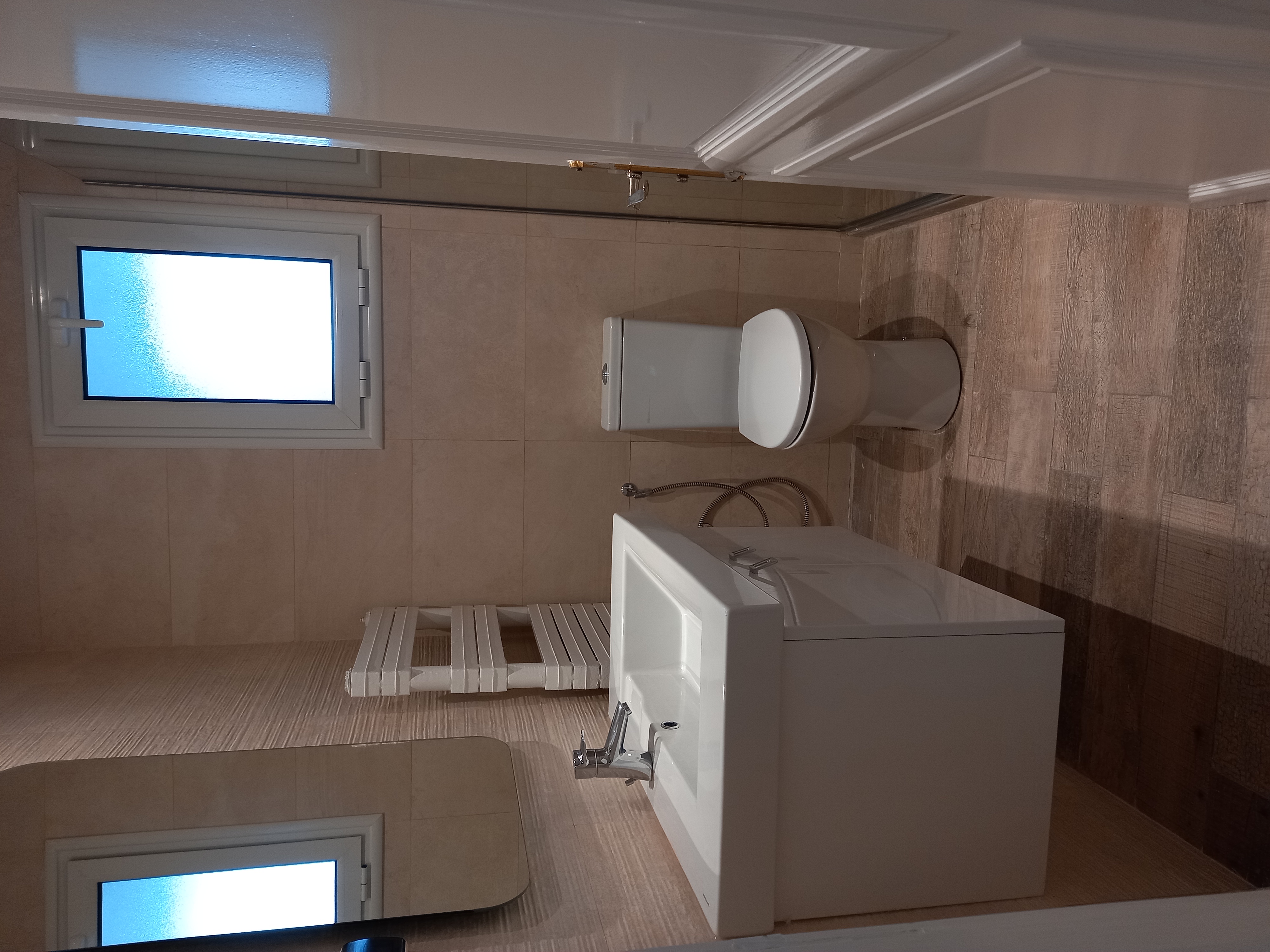 La Soukra Dar Fadhal Vente Appart. 4 pices Appartement au rdc