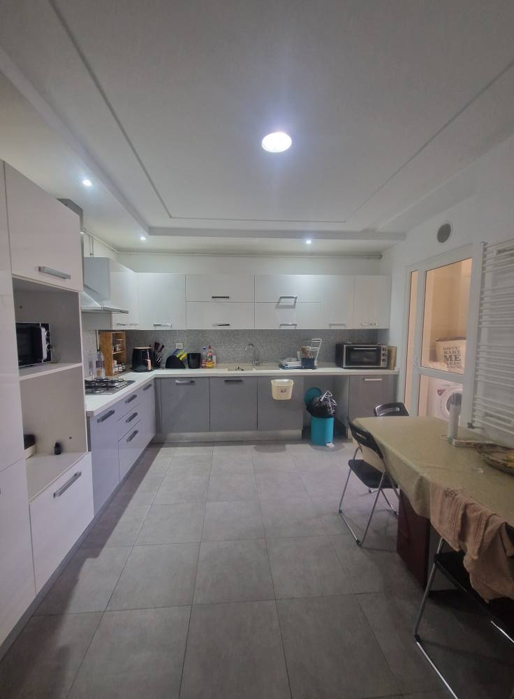 Mnihla Jardins d'el Menzah Vente Appart. 3 pices S2 haut standing  jardin d' el manzeh 2
