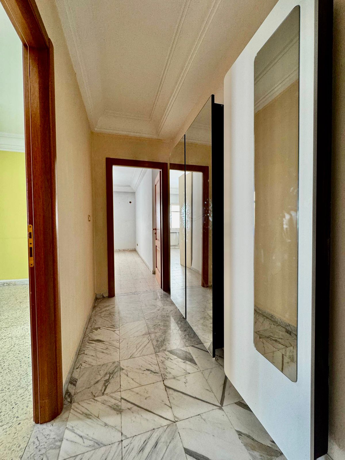 Ariana Ville El Menzah 8 Vente Appart. 3 pices Appartement s3  menzah 8