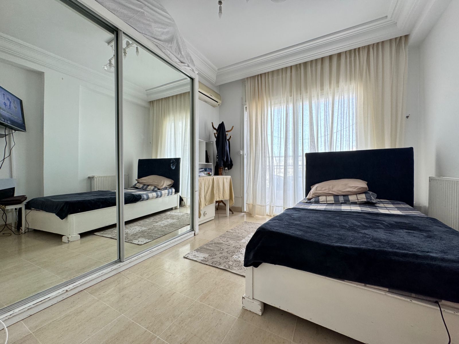 Mnihla Jardins d'el Menzah Vente Appart. 4 pices Appartement s3 hs situ  jardin d'el menzah 2