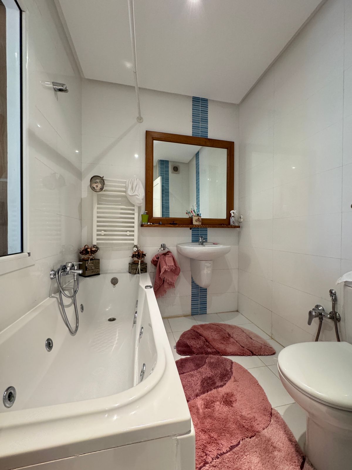 Mnihla Jardins d'el Menzah Vente Appart. 4 pices Appartement s3 hs situ  jardin d'el menzah 2