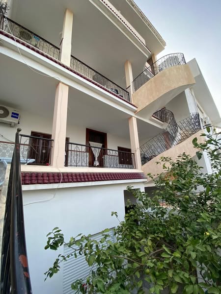 Nouvelle Medina Nouvelle Medina Vente Appart. 5 pices+ Villa sur 4 niveaux avec garage