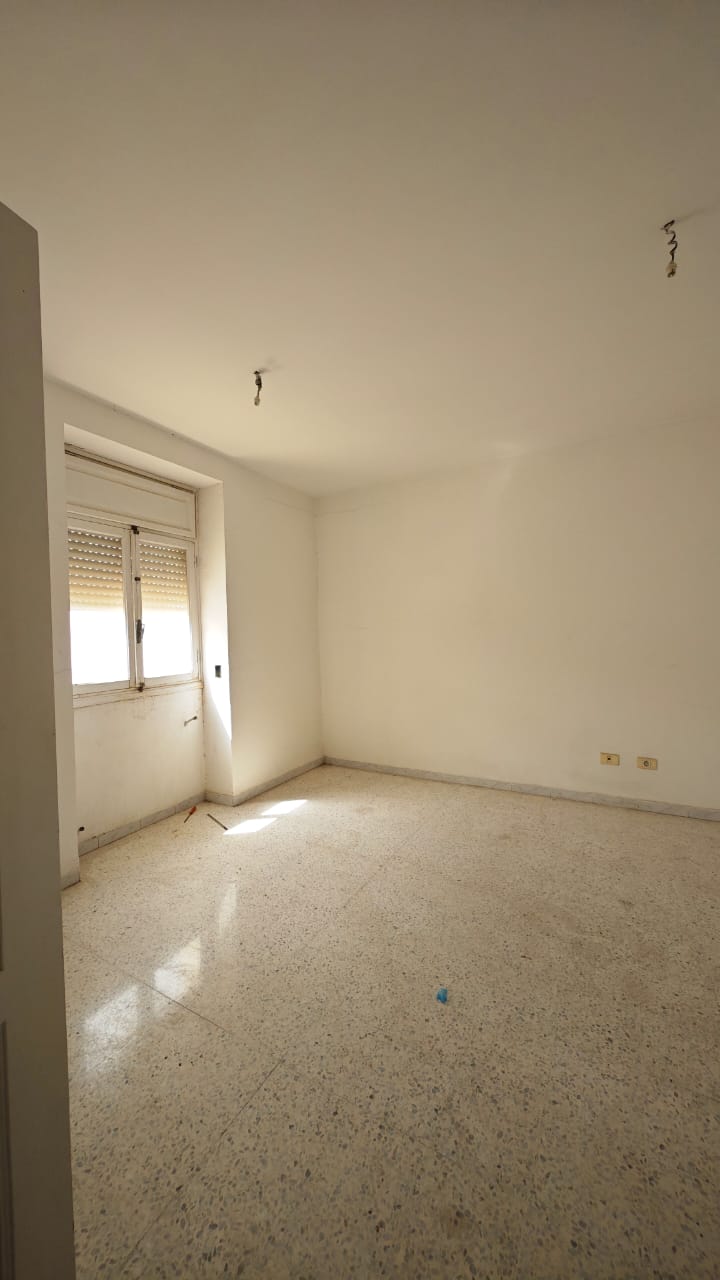 La Soukra Borj Louzir Vente Appart. 1 pice Appartement  au quatrime etage  ariana
