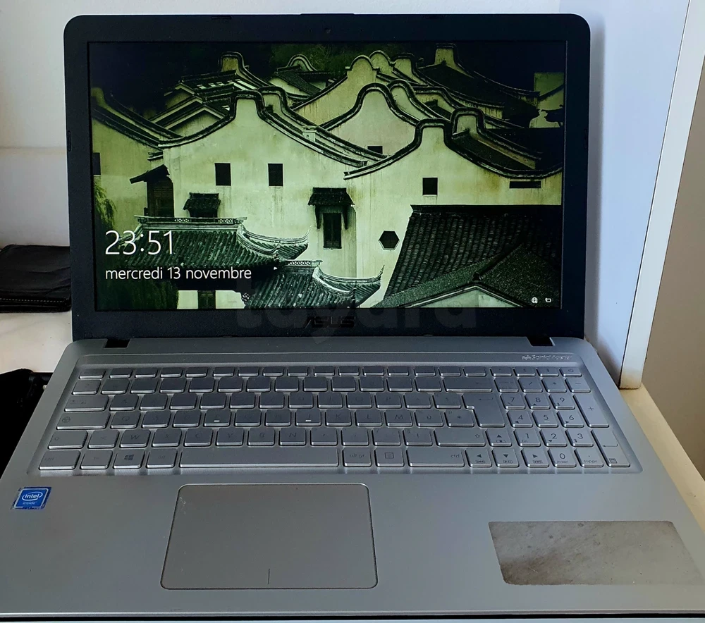 Le Bardo Le Bardo Asus  Autre Pc asus 15 6 pouces en excellent tat