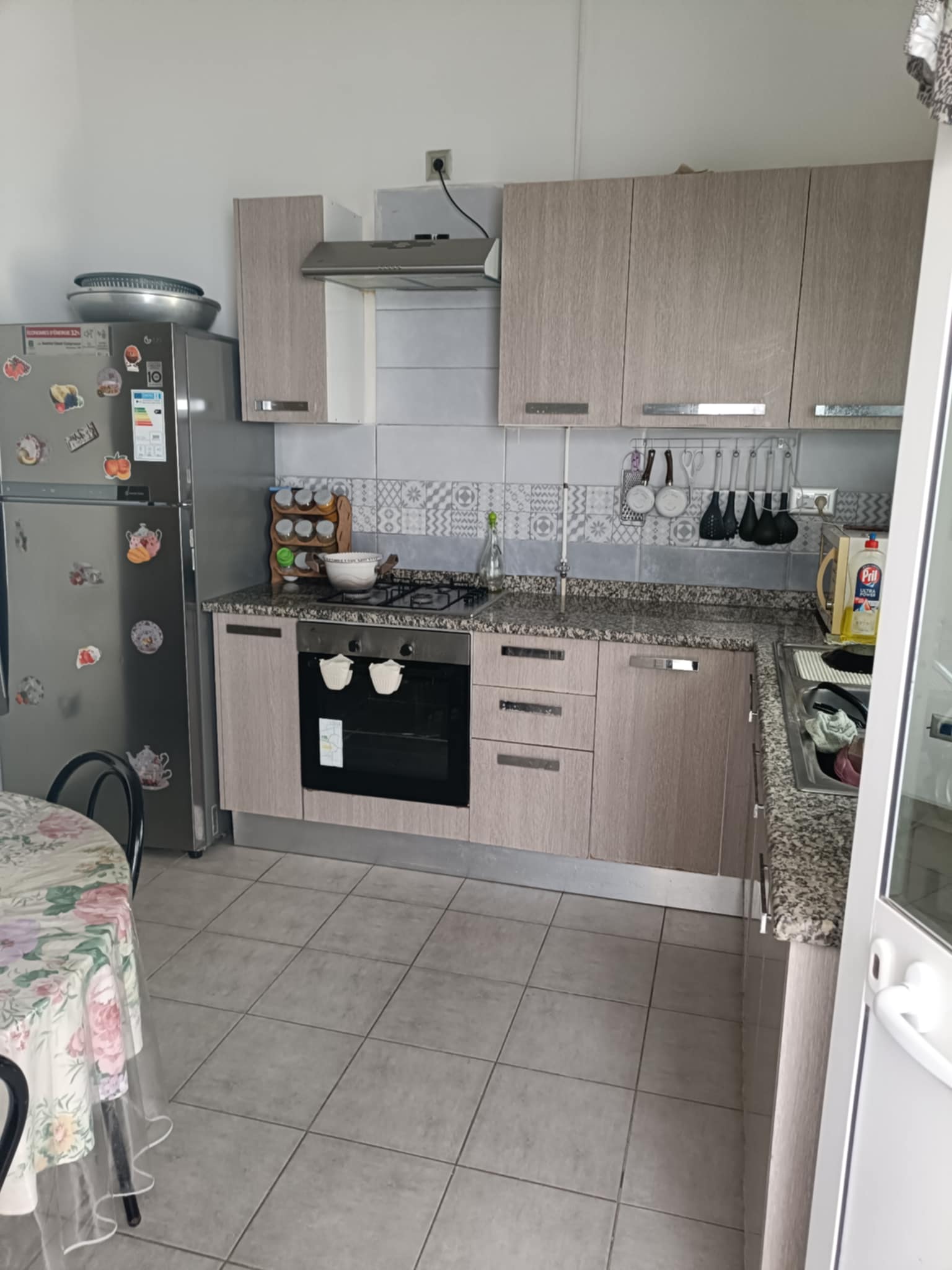 El Mourouj El Mourouj Vente Appart. 3 pices Appartement mourouj 6 rdc avec jardin