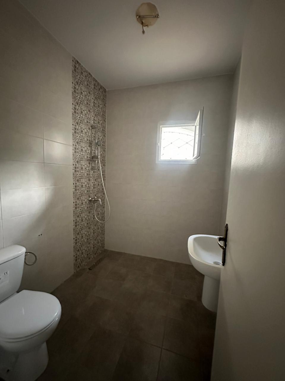 El Menzah El Menzah 9 Vente Duplex Un duplex  en s4 au rez de chausse  menzah 9 b