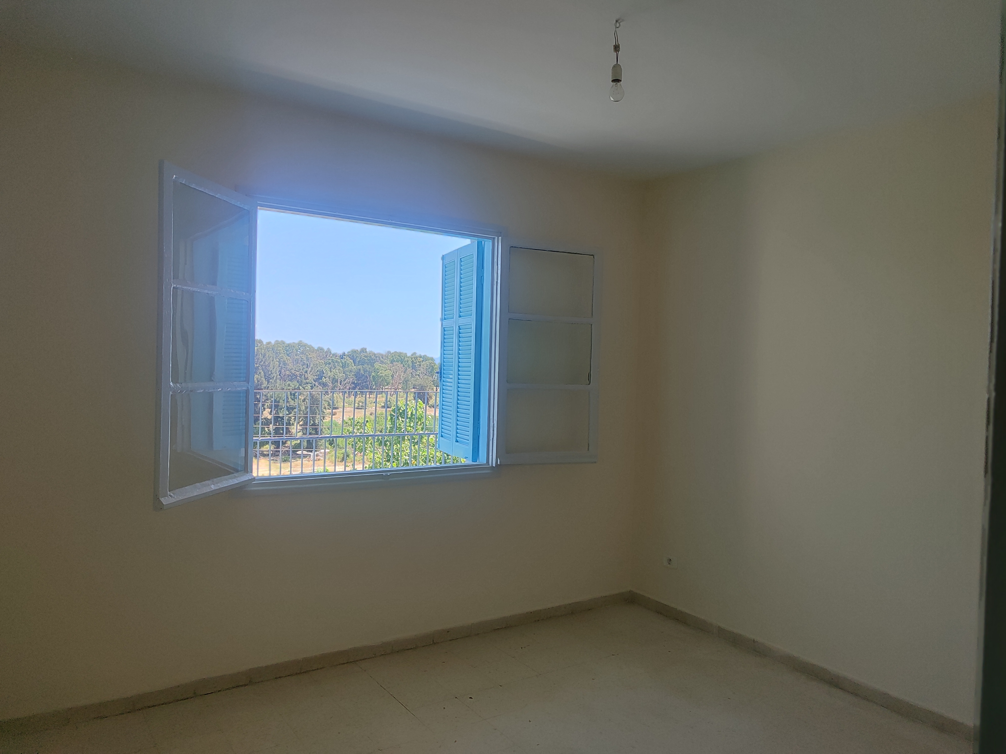 Ezzahra Cite El Habib Vente Appart. 3 pices Charmant appartement s plus 2  zahra lyce