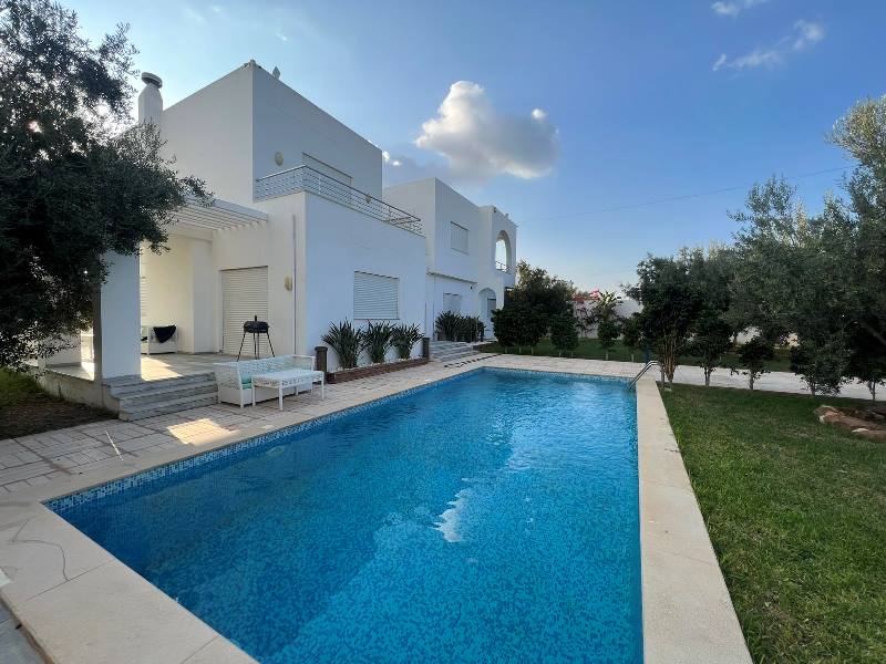 Hammamet Hammamet Vente Maisons V412 villa majorelle belle villa el monchar