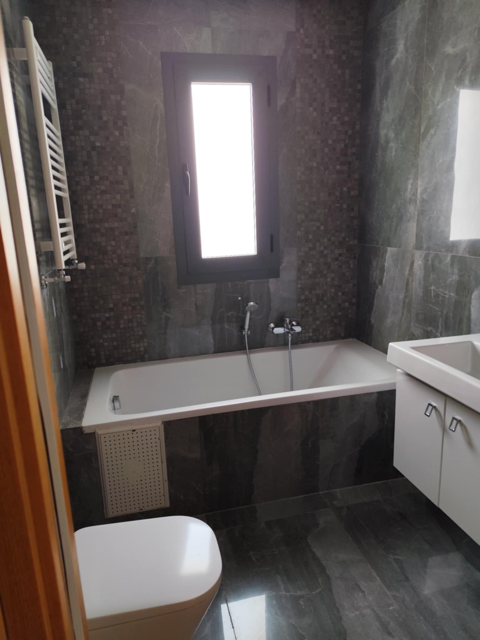 Megrine Megrine Vente Appart. 3 pices Appartement s3 haut standing  mgrine 170m