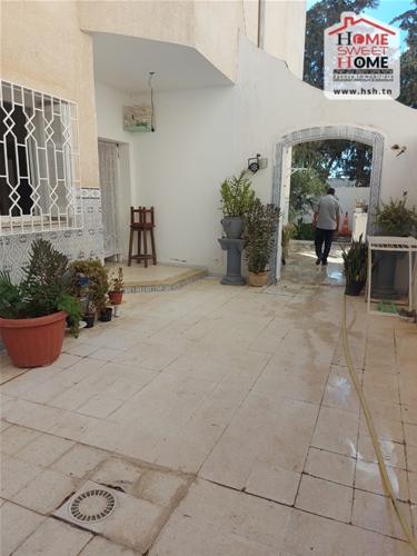 La Marsa Gammart Vente Appart. 5 pices+ Immeuble roojda gammarth village