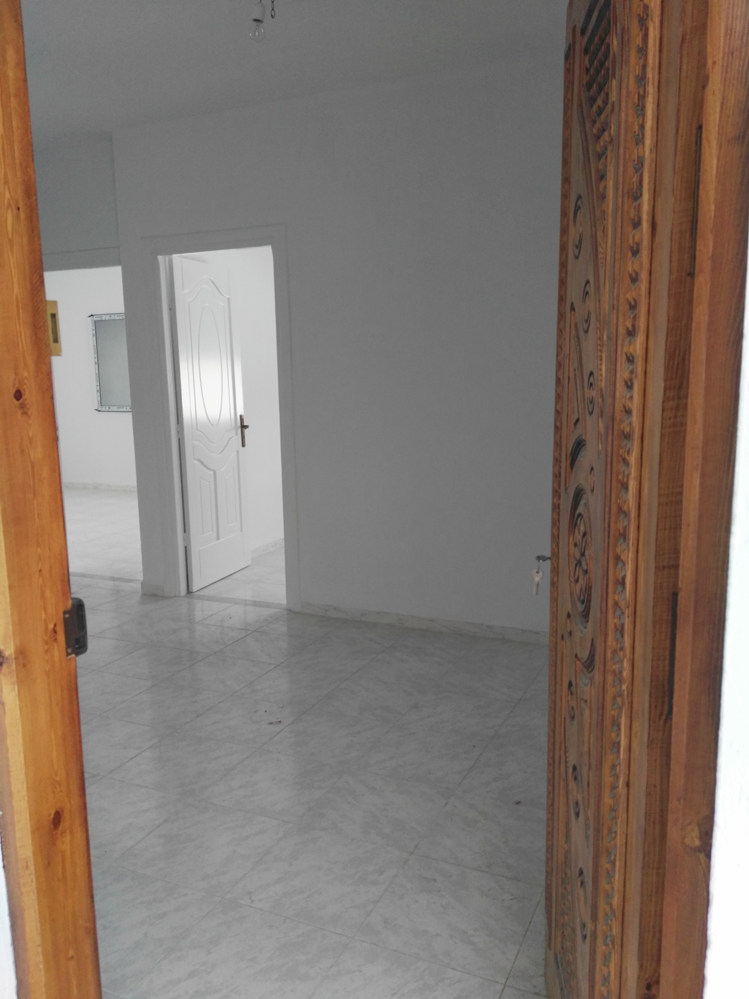 Raoued Cite Ennkhilet Vente Appart. 3 pices Vent appartement etage de villa