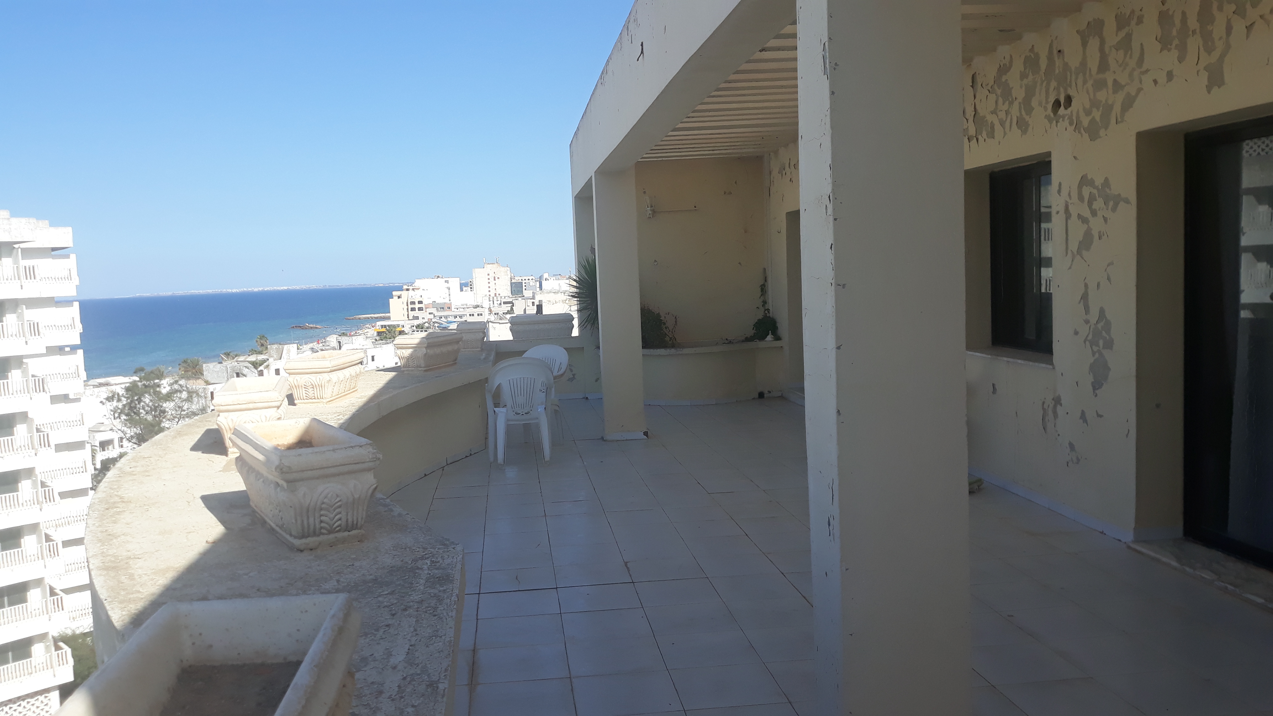 Sousse Ville Sousse Corniche Vente Appart. 4 pices Bord de mer vue mer