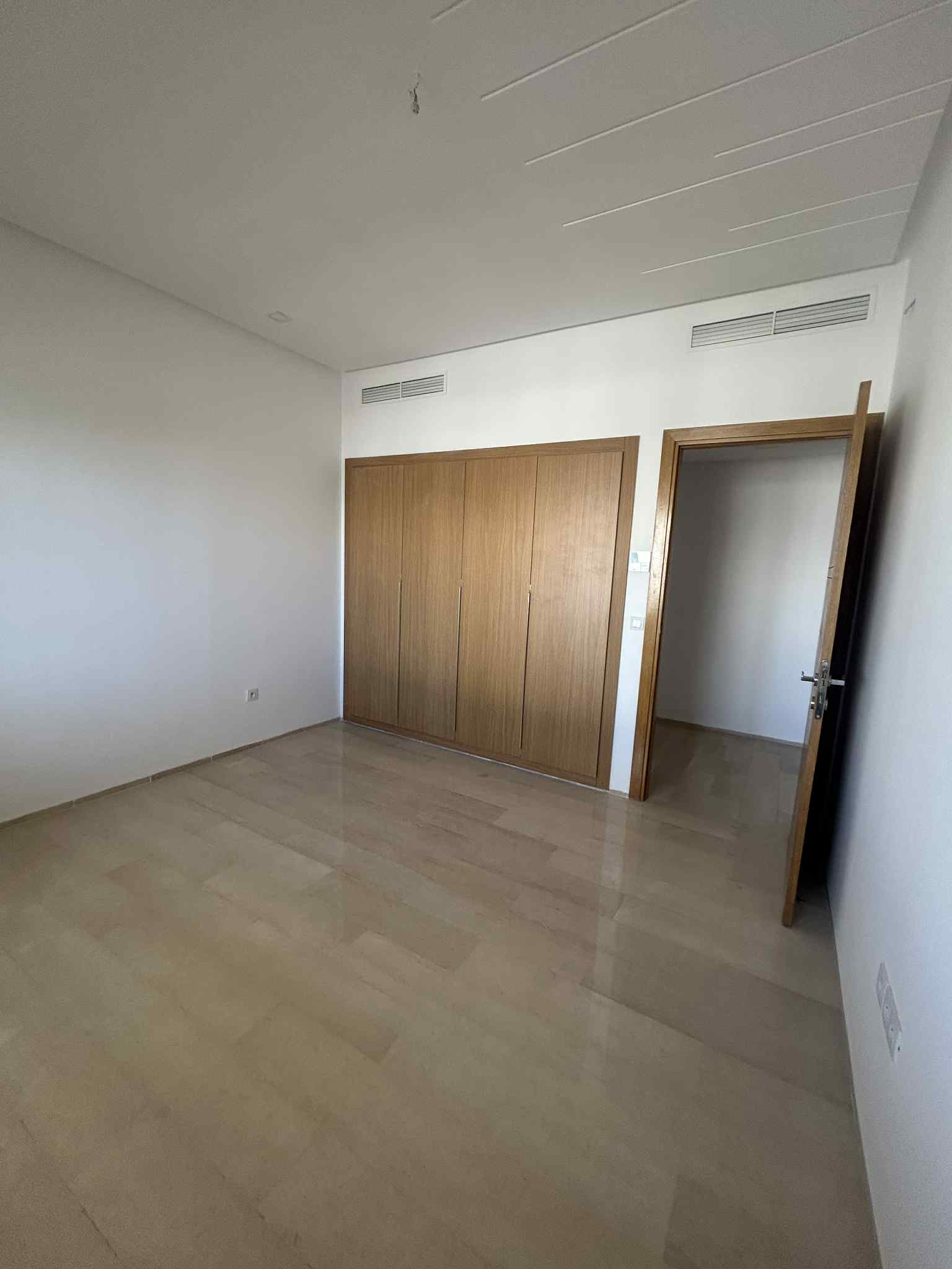 Vente Appart. 5 pices+ - Tunisie