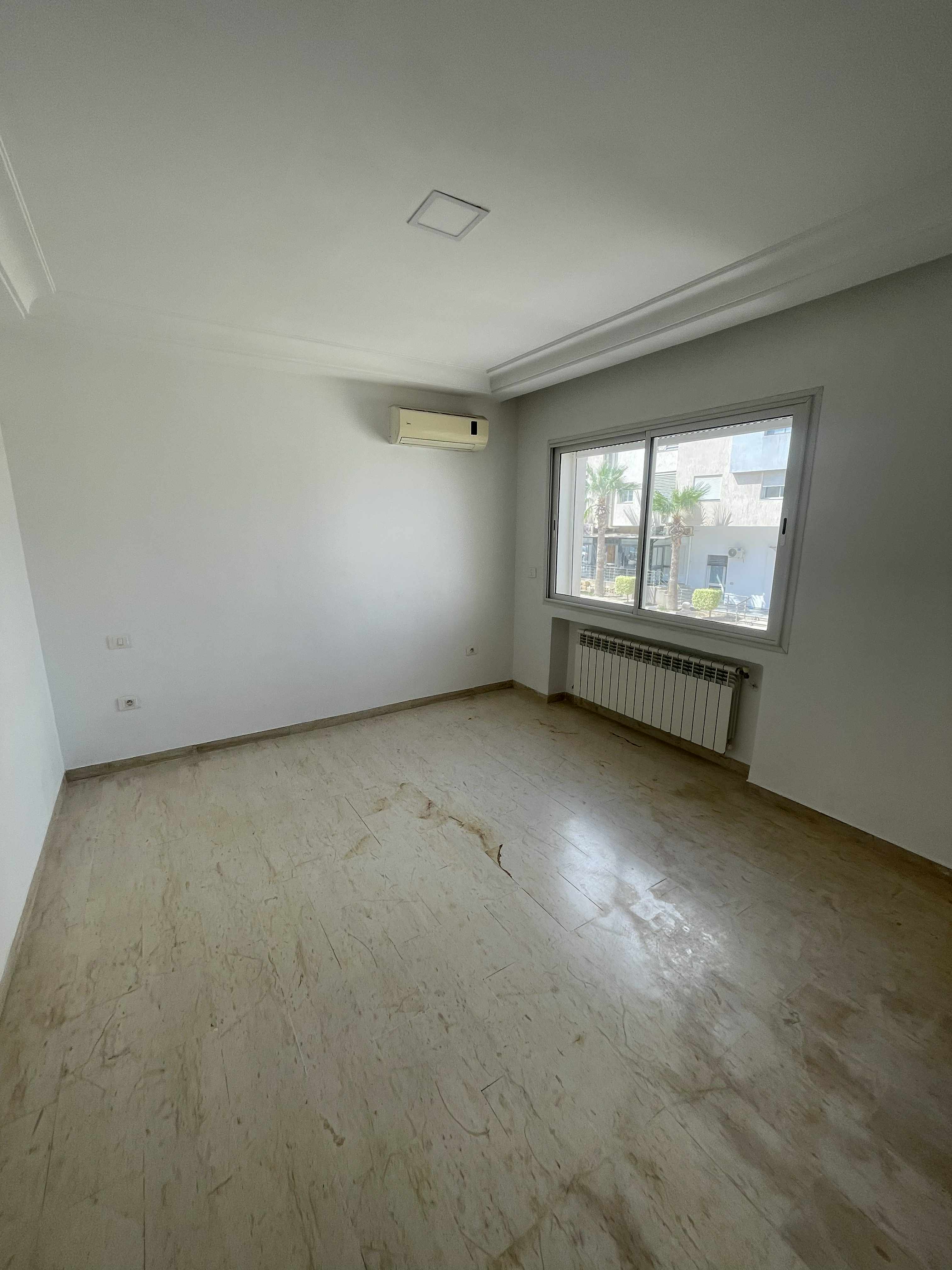 Ariana Ville Cite Ennasr 2 Vente Autre Triplexe  ennaser