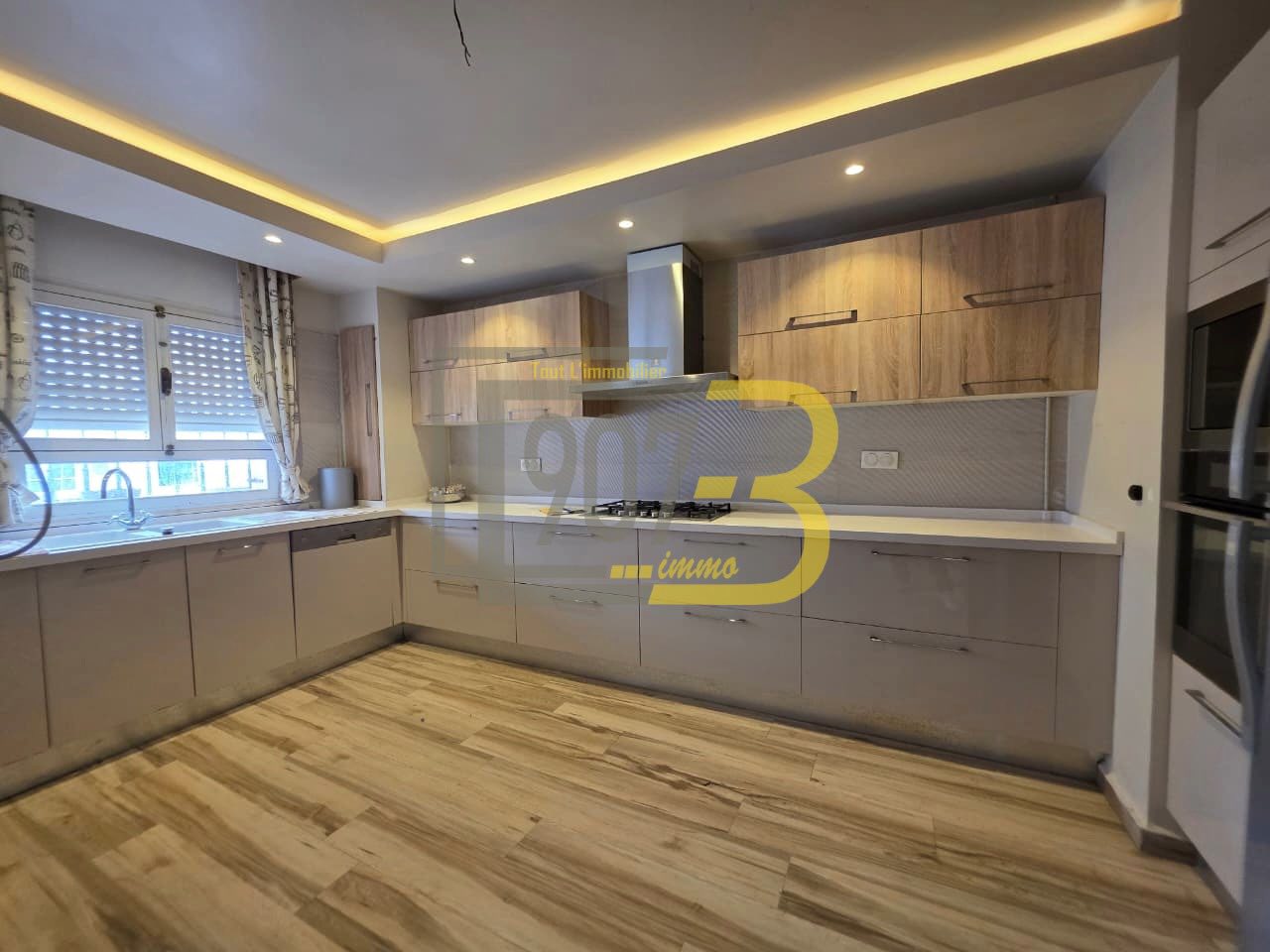 Ariana Ville&nbsp;Cite Ennasr 2&nbsp;Vente&nbsp;Appart. 3 pi�ces&nbsp;Un appartement s3  �  cit� ennasr