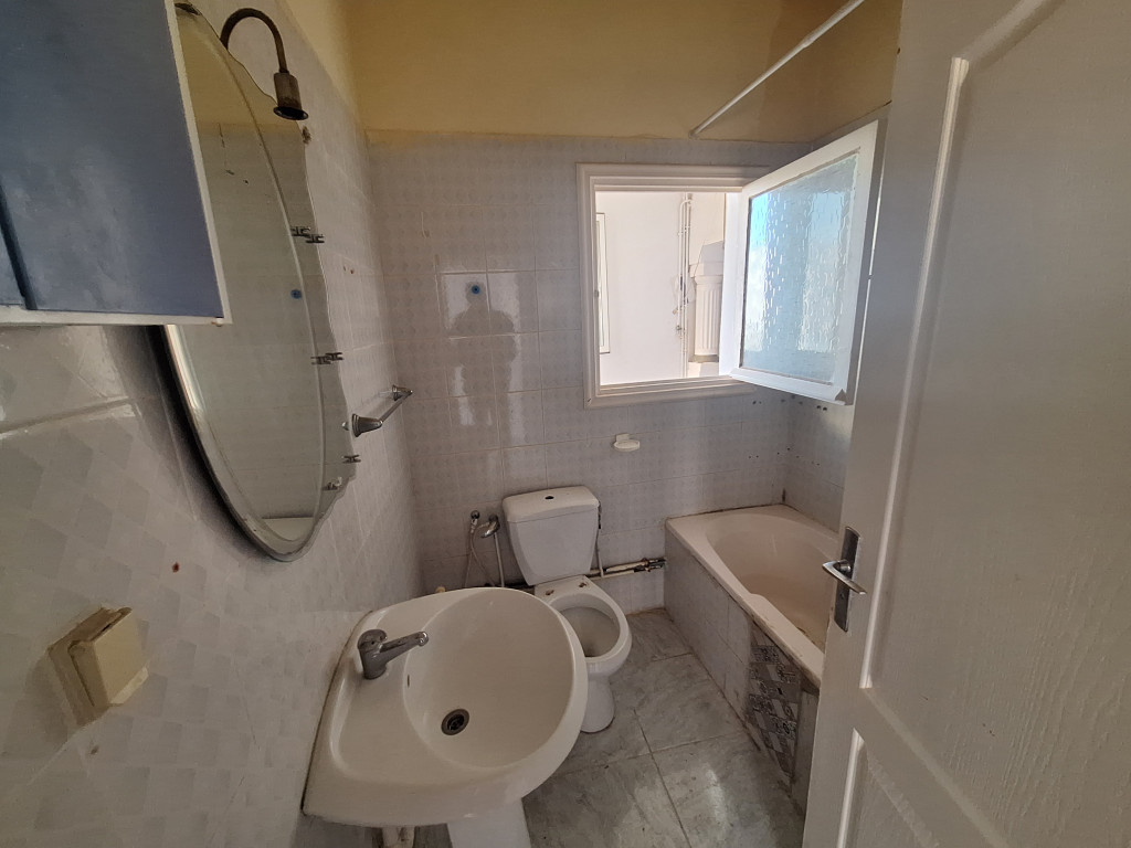El Mourouj Cite El Mourouj 3 Bis Vente Appart. 2 pices Appartement 3p mourouj 5