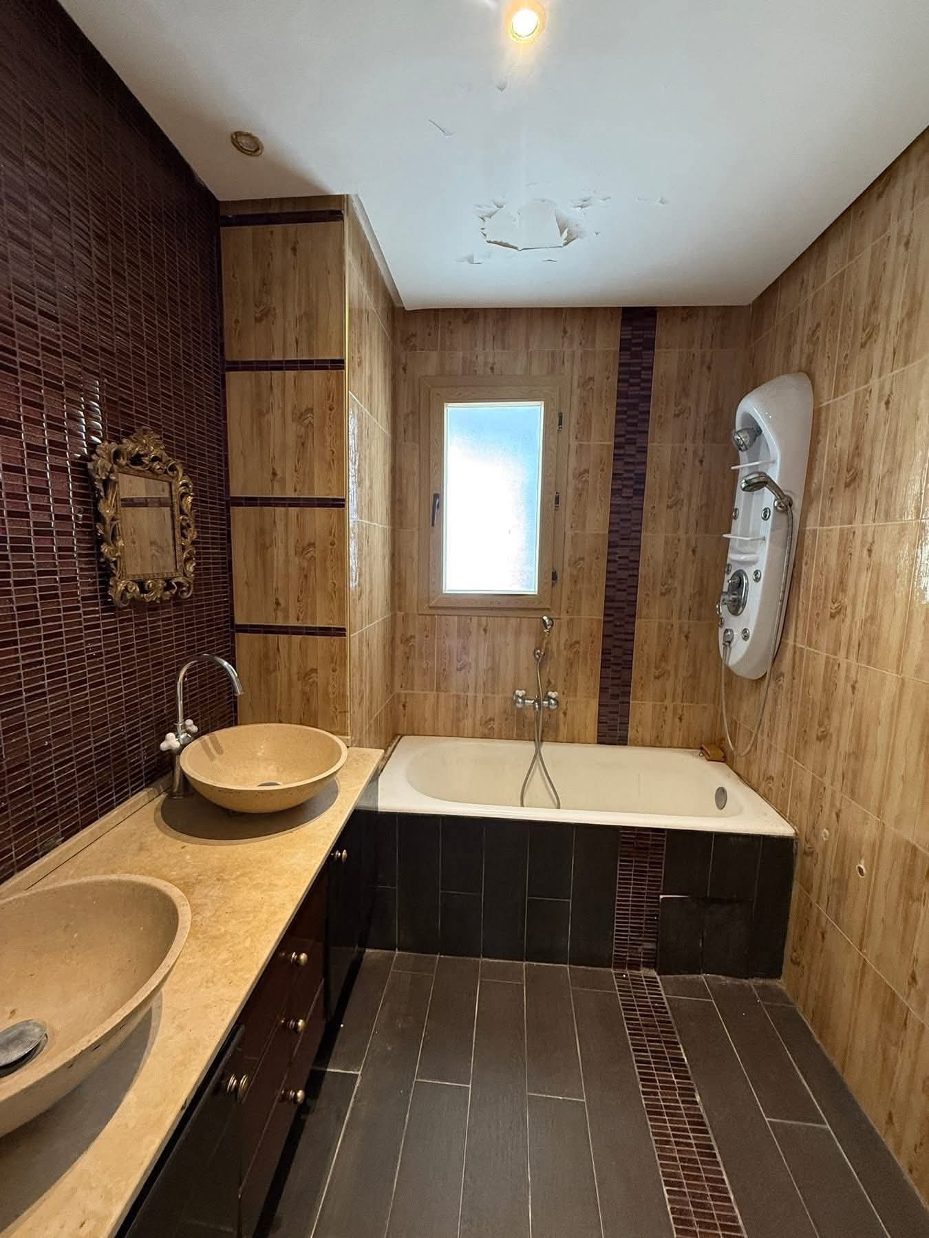 Ariana Ville Cite Ennasr 2 Vente Appart. 3 pices S3 365 md ennasr 2