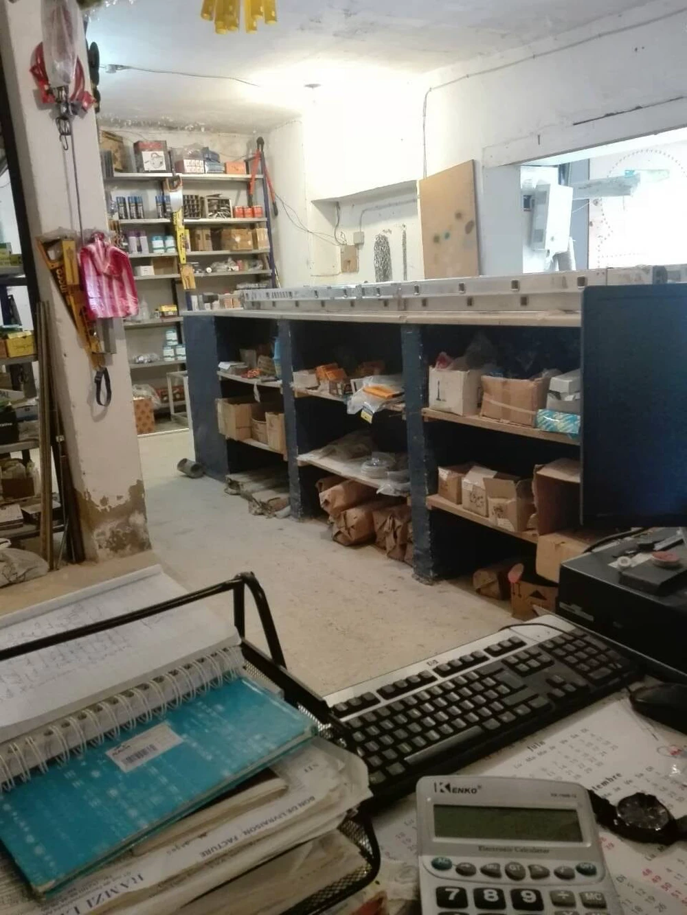 Raoued&nbsp;Cite Ennkhilet&nbsp;Vente&nbsp;Surfaces&nbsp;Quincaillerie