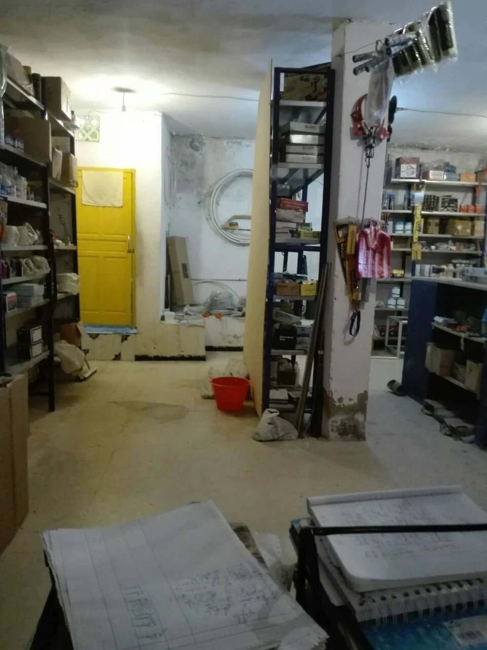 Raoued&nbsp;Cite Ennkhilet&nbsp;Vente&nbsp;Surfaces&nbsp;Quincaillerie