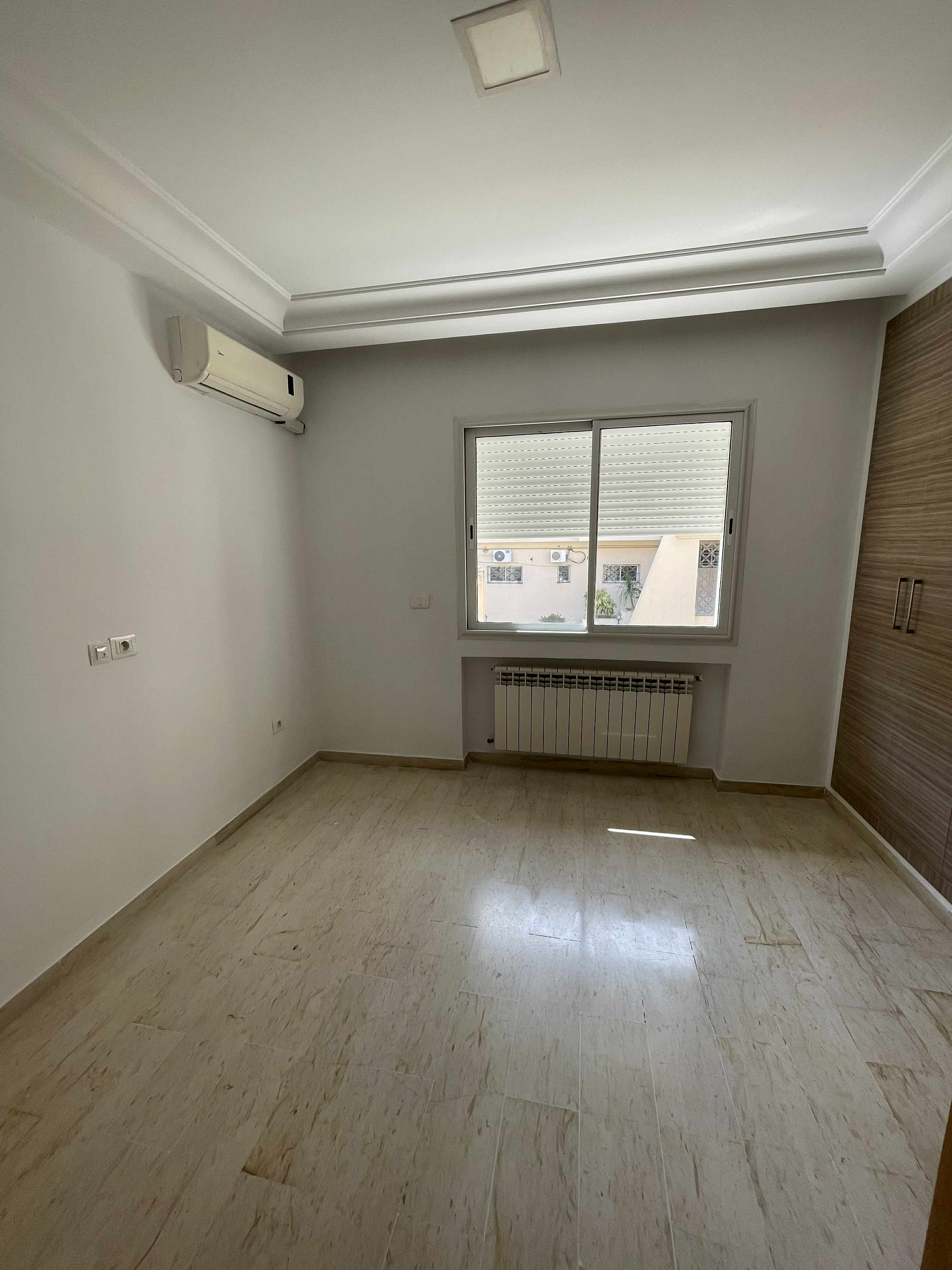 Ariana Ville Cite Ennasr 2 Vente Appart. 4 pices Appartement  ennaser 2
